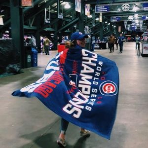 Meet your Posher, Kira